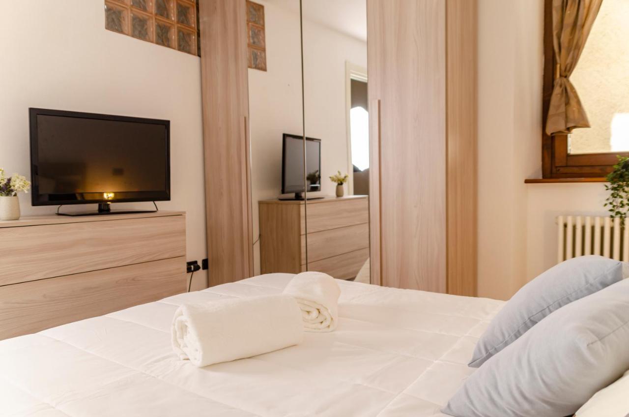 [Centro Storico] ☆☆☆☆☆ K2 Apartment Aosta Esterno foto